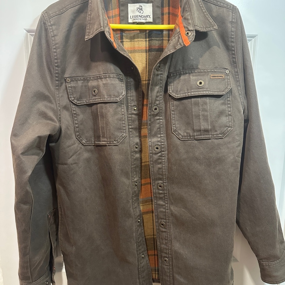 Legendary Whitetails Men's Tan Shirt Jacket